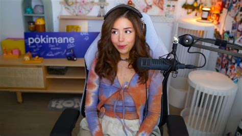 pokimane nip slip|Nips slip. : r/LivestreamFail